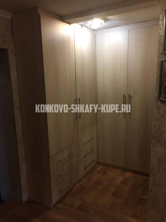 Шкафы угловые Коньково